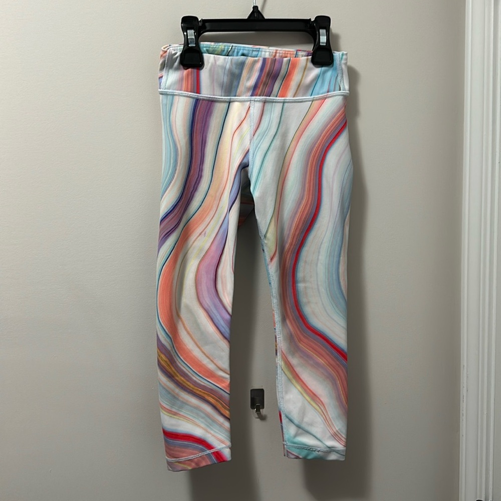 Athleta GIRL printed chit chat capri. Size XS/6
